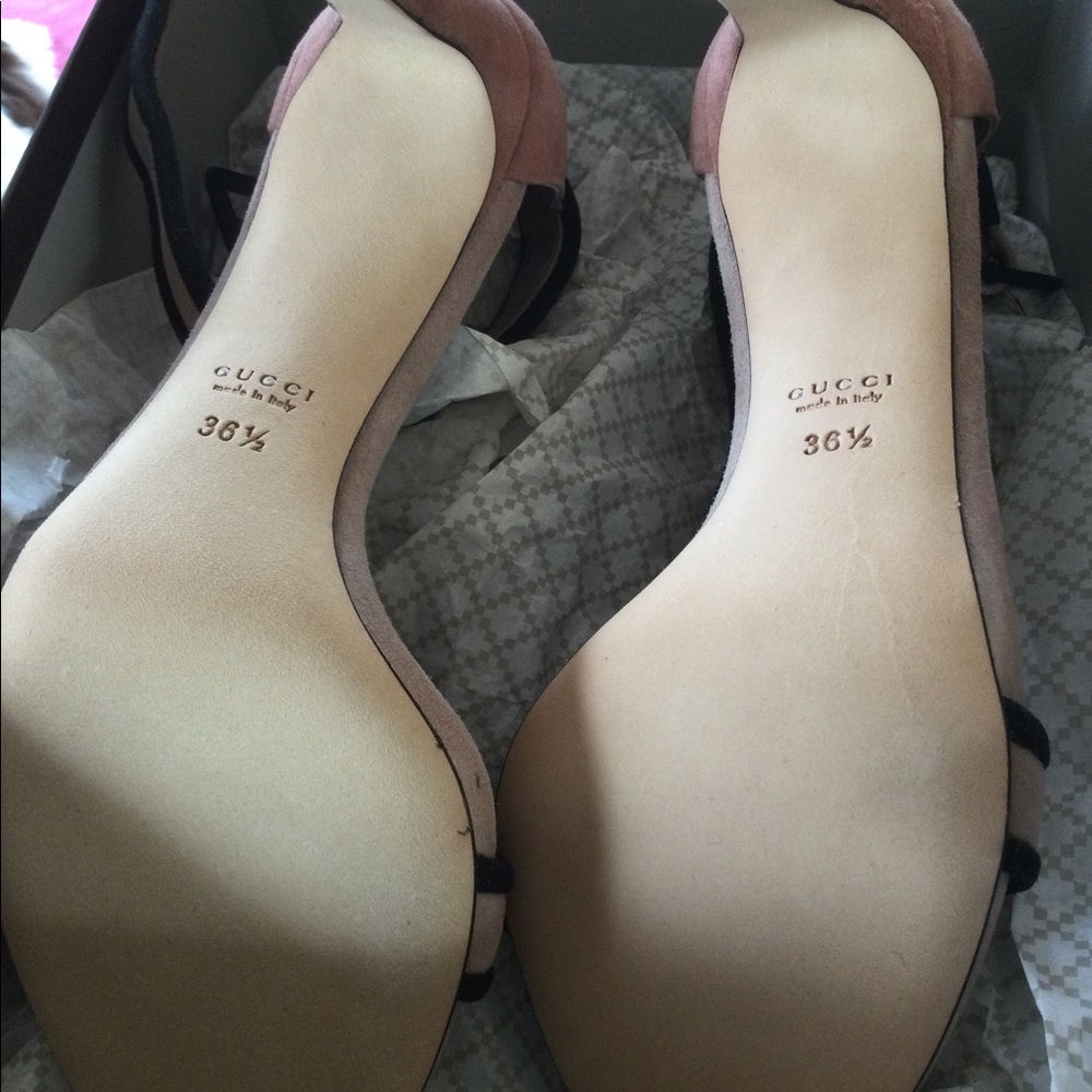 GUCCI  Suede Heels - Picture 5 of 10